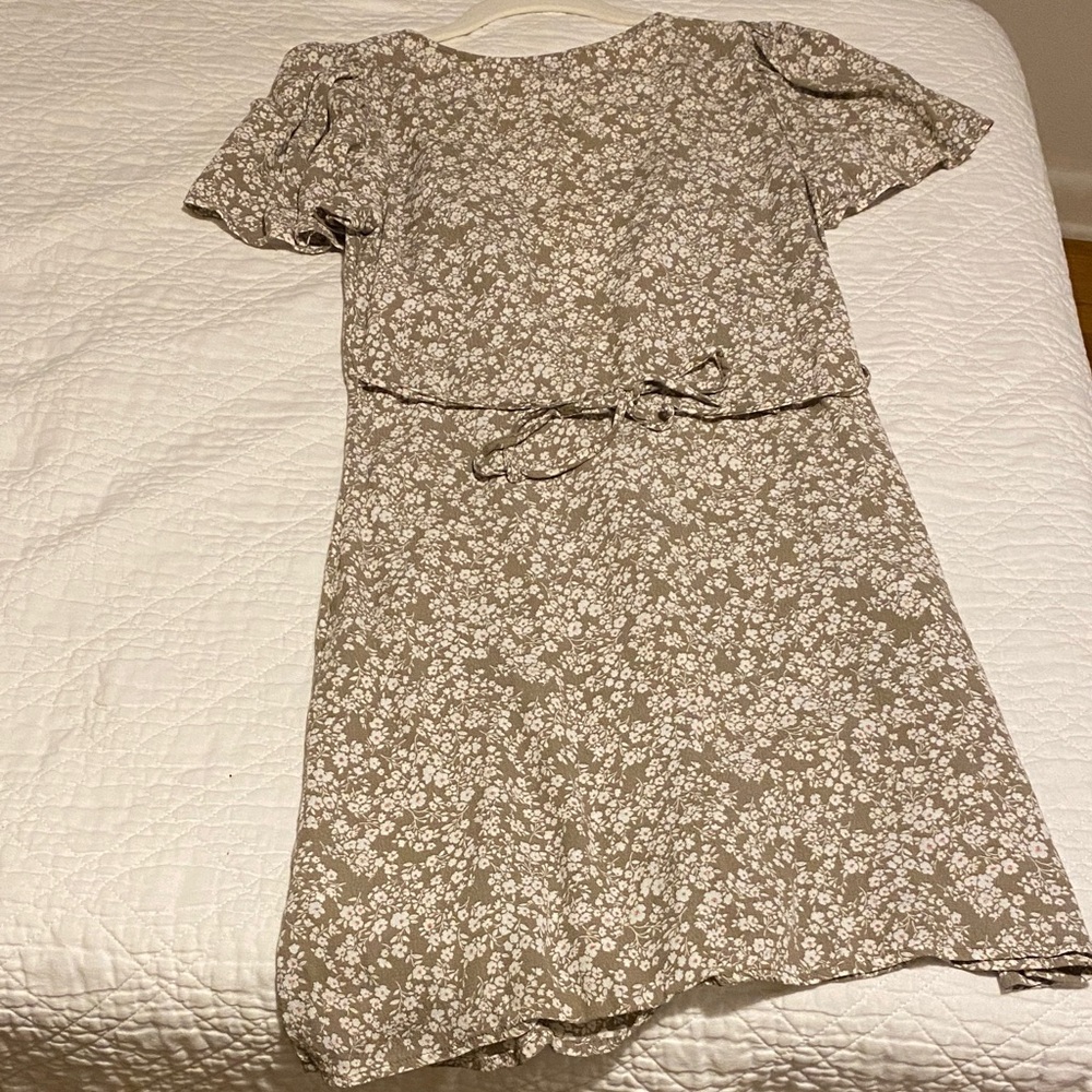 Workshop Republic Clothing Taupe Floral Button-Front Dress - Picture 3 of 3